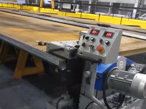 GMMA-200L重型铣边机风电行业应用